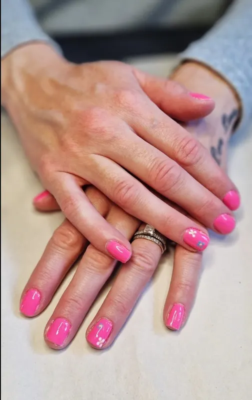 Square. hot pink. Flower nails. Natural, doted flowers