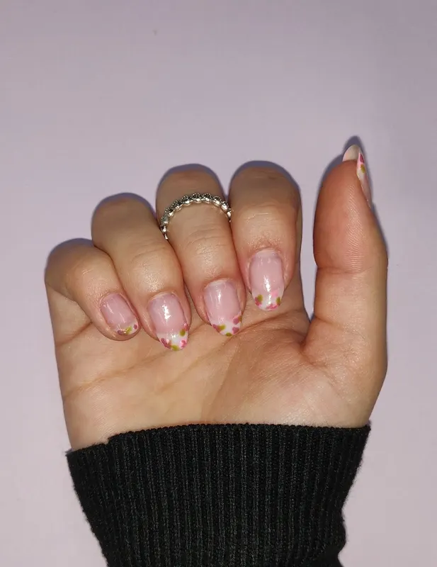 French tip, with small flowers design